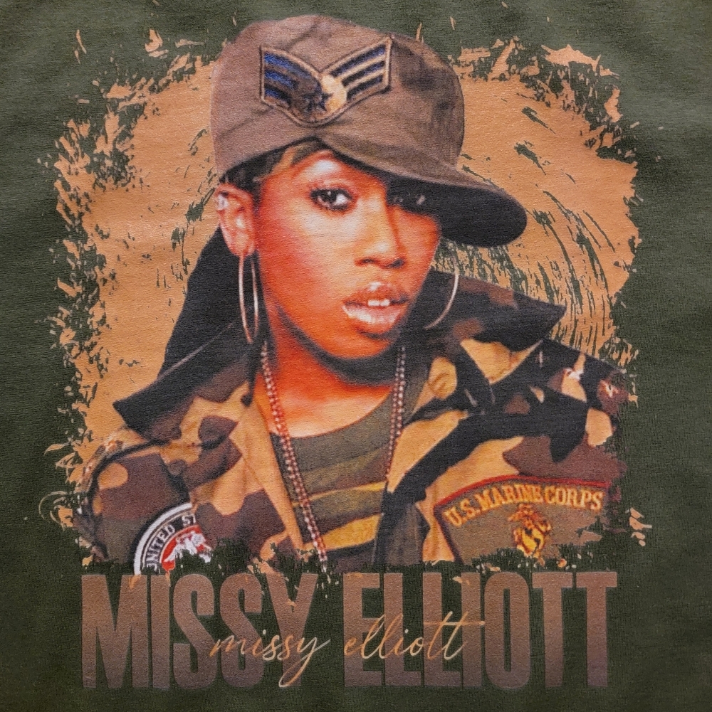 MISSY ELLIOTT GRAPHIC TEE NWOT UNISEX - Picture 2 of 2